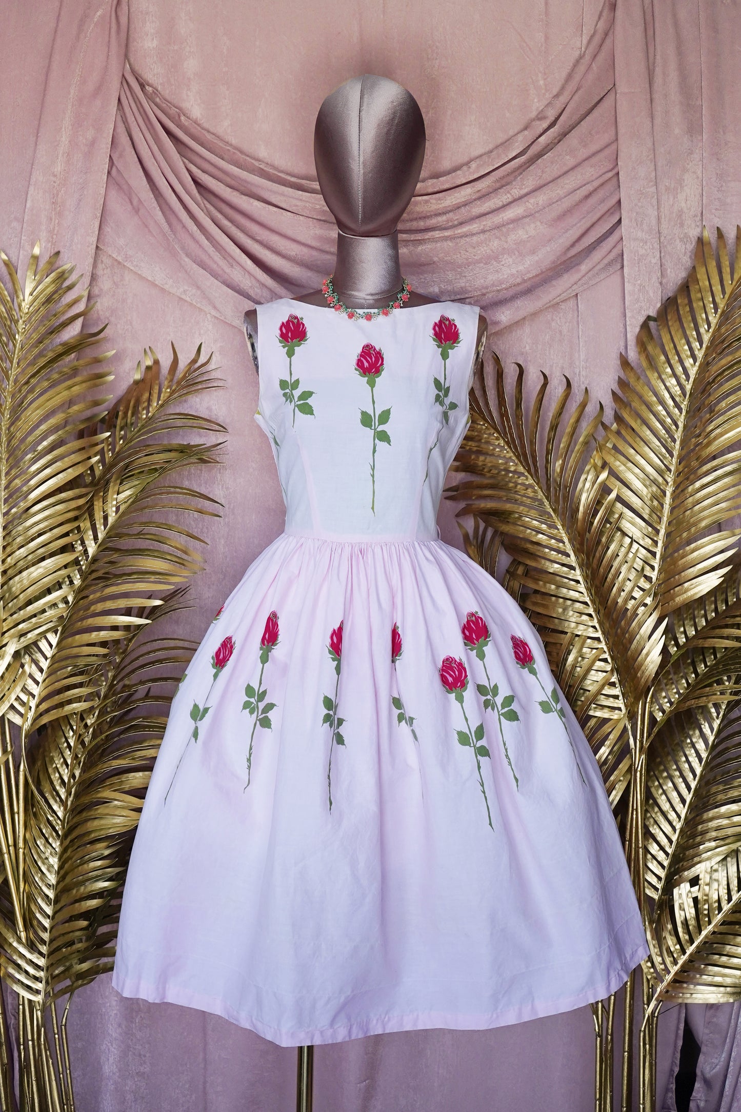 Load image into Gallery viewer, 1950s Teena Paige Fashions Rose print cotton dress
